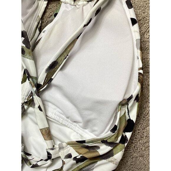 New. Kenneth Cole jungle print swimsuit. Normally $139 - Picture 11 of 13